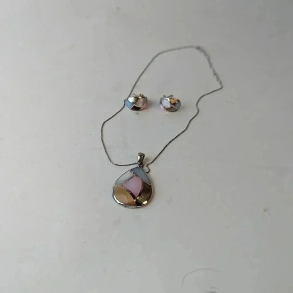 Vintage Inlaid Neckline and Earrings - Picture 5 of 5